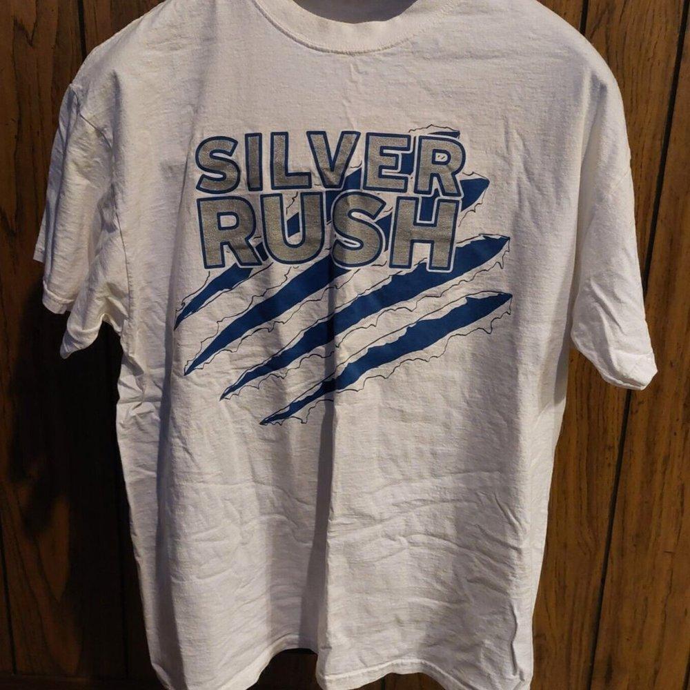 Detroit Lions Coors Light Football Fan Graphic Unisex T-Shirt - Picture 1 of 4